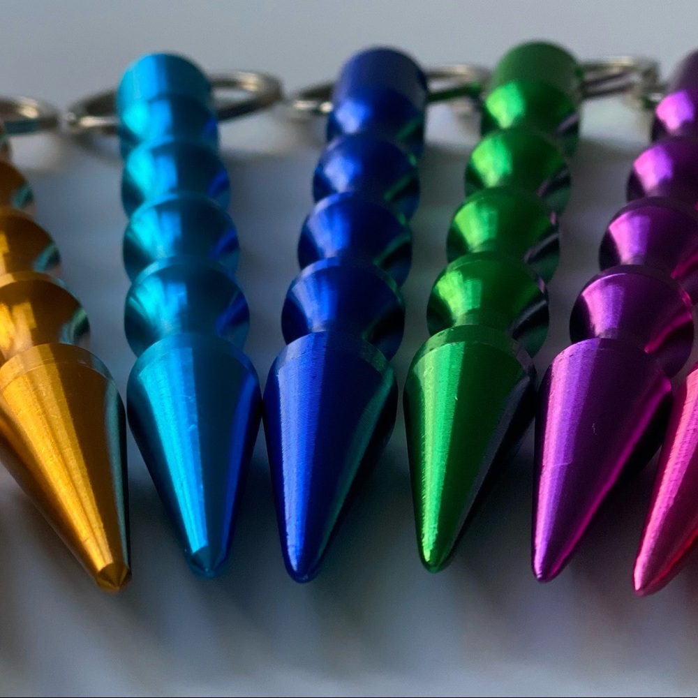 Window Breaker Keychain - Picture 3 of 6